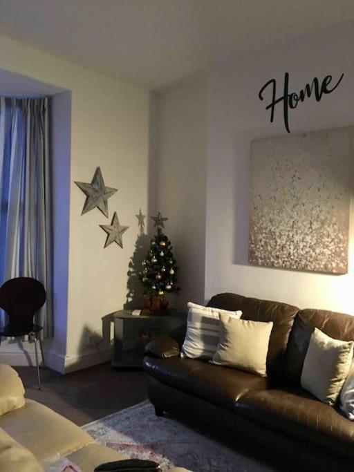 Hillcrest Cottage, Comfy Flat, Trendy Uplands Area Σουόνσι Εξωτερικό φωτογραφία